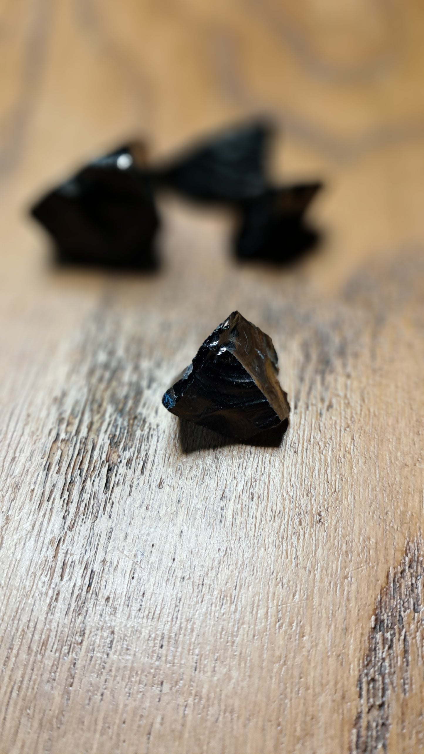 Zwarte Obsidiaan – Bescherming, Aarding & Energetische Zuivering