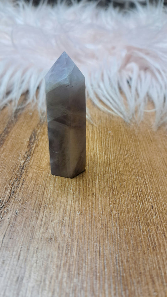 Amethist Toren – Rust in je Hoofd & Bescherming van je Energie