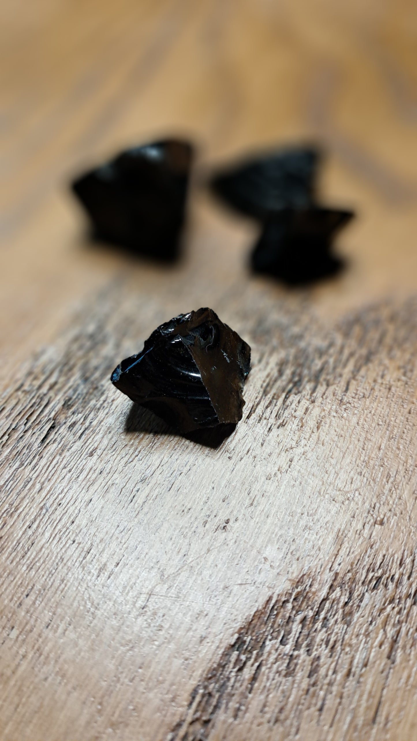 Zwarte Obsidiaan – Bescherming, Aarding & Energetische Zuivering